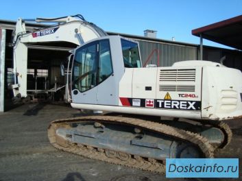 Гусеничный экскаватор Terex TC240LC 2005