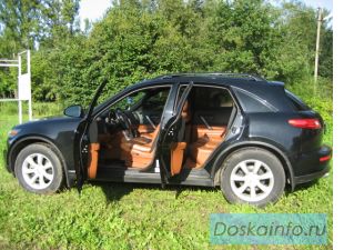 Внедорожник Infiniti FX35