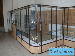 Стеклянные витрины, прилавки. Торговое оборудование из алюминиевого профиля и лдсп. Джокерные компле
