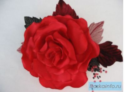 Изготовление цветов из ткани