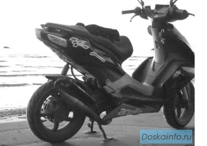 Скутер aprilia sr-50