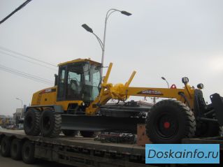 Автогрейдер XCMG GR 215A 
