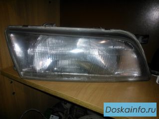 Фара Правая Передняя с корректором От Nissan Almera n15 TYC 20-3641 RH 