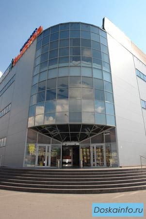 Продается нежилое помещение под магазин