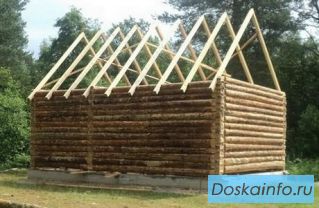 Изготовление окорённых, строганных домов, бань на заказ.