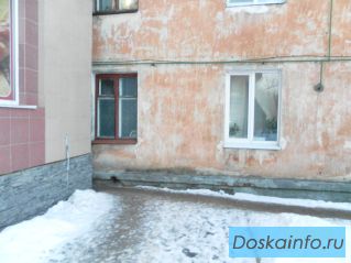 Продам Новолучанская ул., 33: 2 к.кв., 